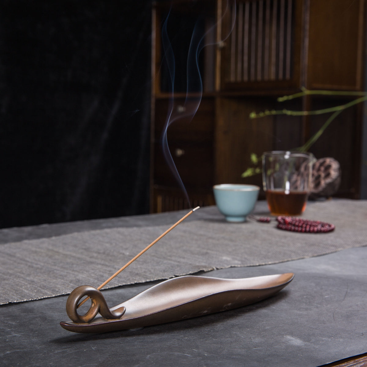 Minimalist Ceramic Incense Stick Holder - Zen Boat & Mountain Ash Catcher Tray